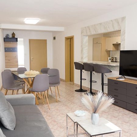 Two Identical Designer 2Bd Flats With Sea View In Balchik By Flat Mаnager Leilighet Eksteriør bilde