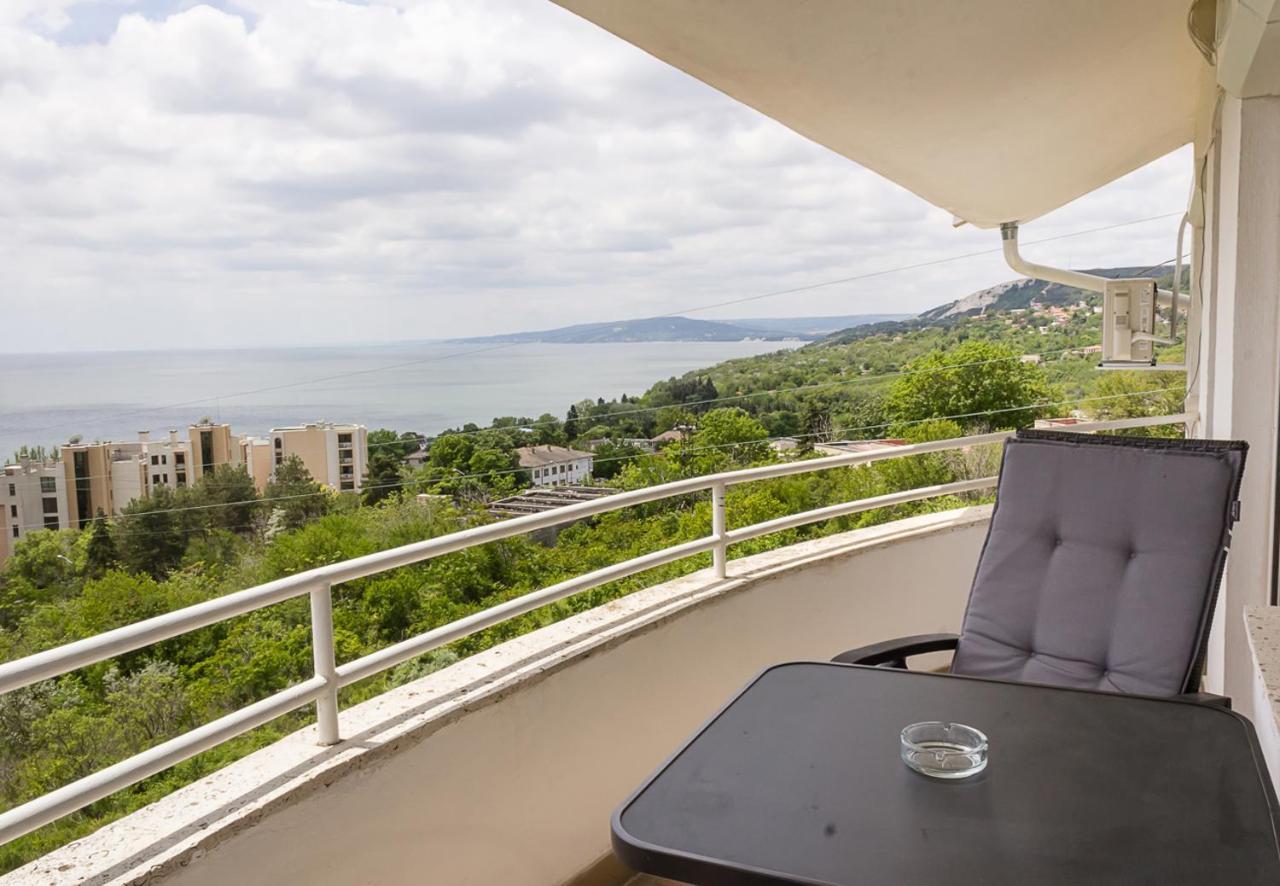 Two Identical Designer 2Bd Flats With Sea View In Balchik By Flat Mаnager Leilighet Eksteriør bilde