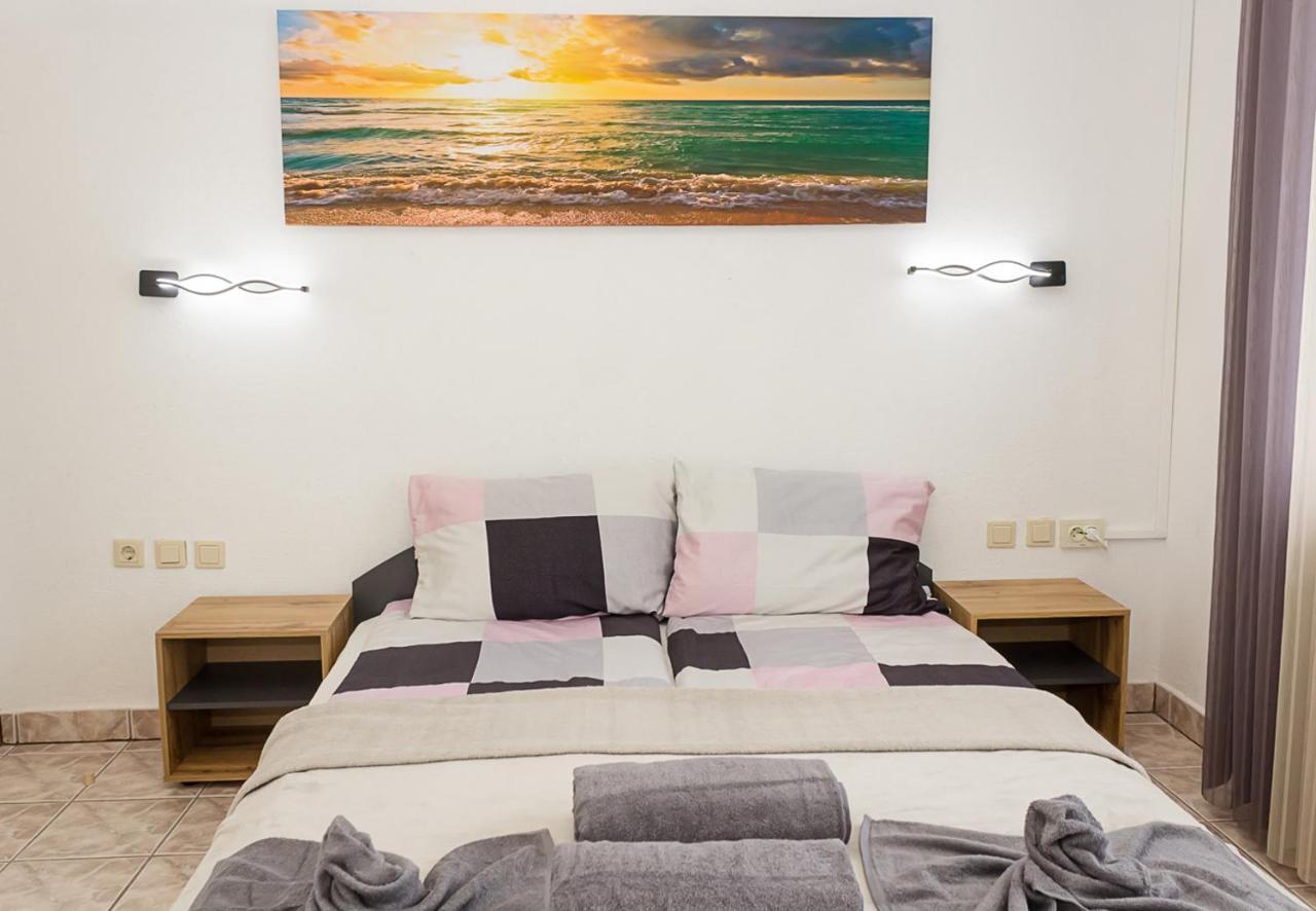 Two Identical Designer 2Bd Flats With Sea View In Balchik By Flat Mаnager Leilighet Eksteriør bilde