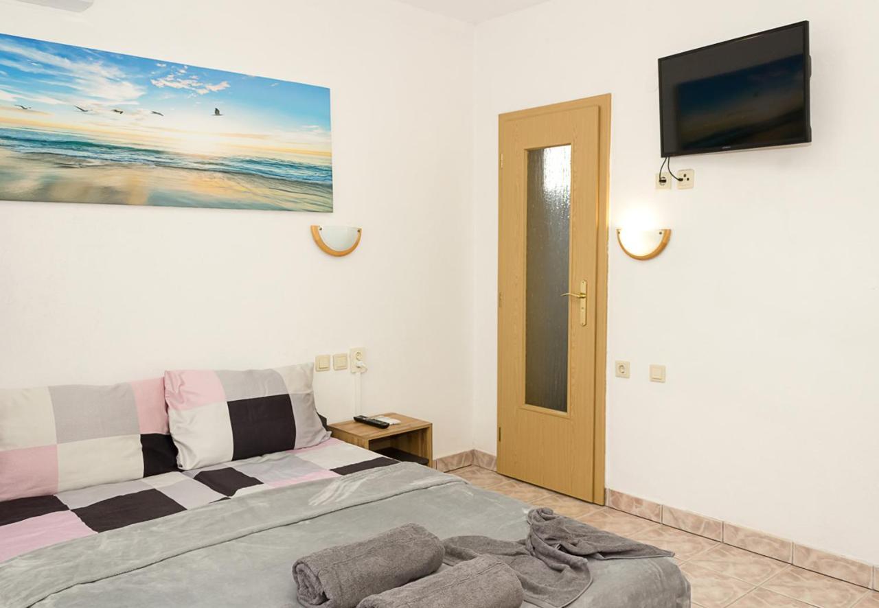 Two Identical Designer 2Bd Flats With Sea View In Balchik By Flat Mаnager Leilighet Eksteriør bilde