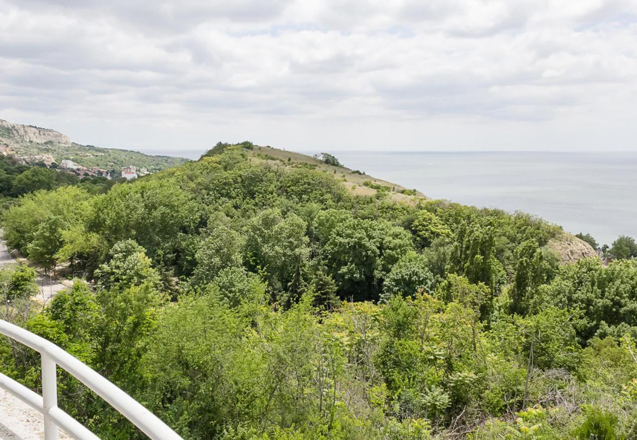 Two Identical Designer 2Bd Flats With Sea View In Balchik By Flat Mаnager Leilighet Eksteriør bilde