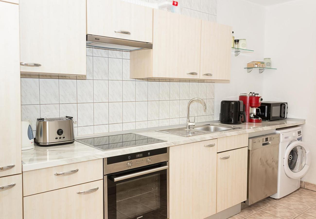 Two Identical Designer 2Bd Flats With Sea View In Balchik By Flat Mаnager Leilighet Eksteriør bilde