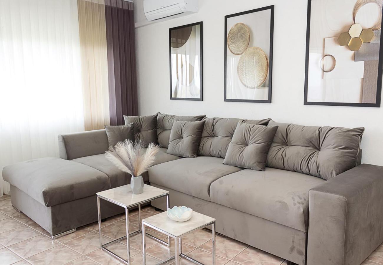 Two Identical Designer 2Bd Flats With Sea View In Balchik By Flat Mаnager Leilighet Eksteriør bilde